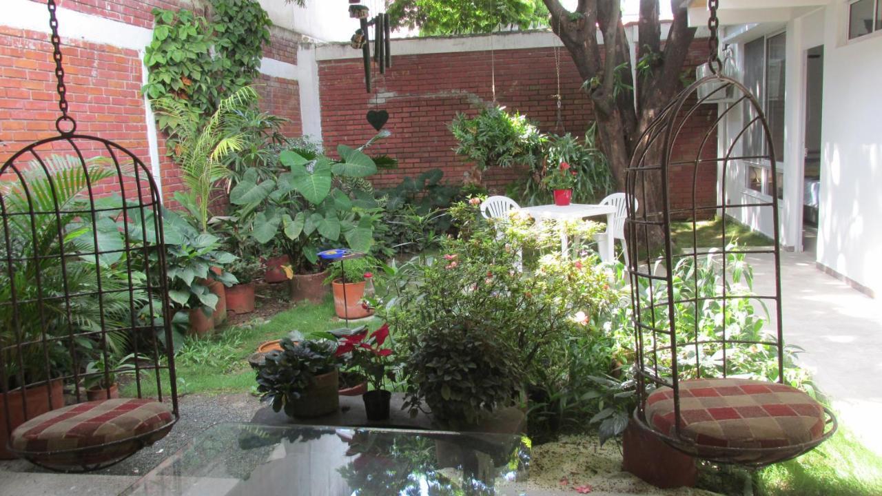 50N15 B&B กาลี ภายนอก รูปภาพ