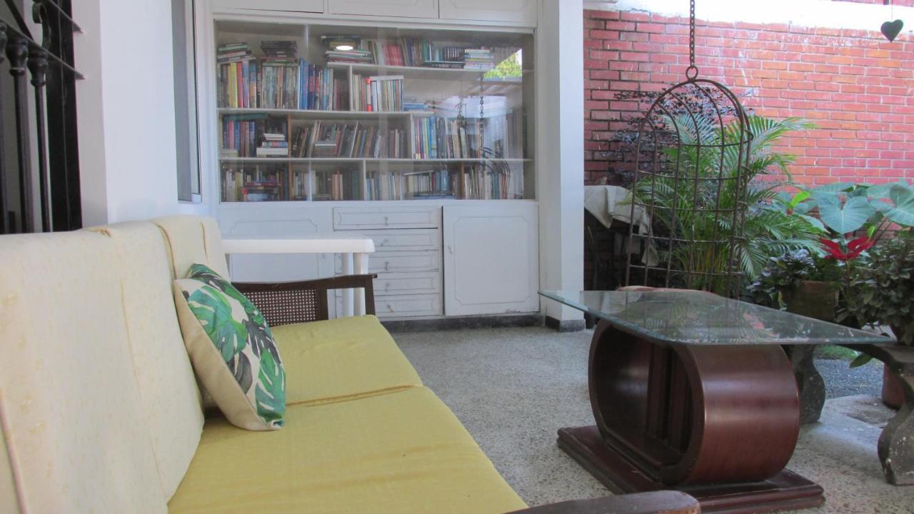 50N15 B&B กาลี ภายนอก รูปภาพ